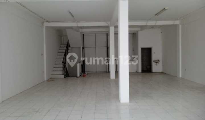 For Quick Sale: Row of Shop Houses in Petojo, Central City Location, Suitable for Warehouse, Garment Factory, Office, etc. Cheapest Price, SHM Certificate, 4 Floors.