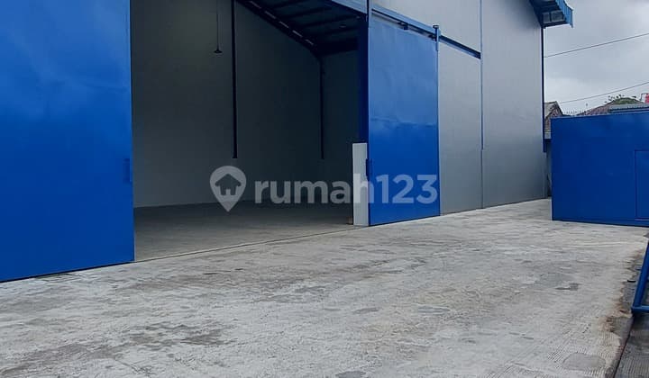 Di Jual Gudang Di Kamal Raya Akses Kontener 40feet 915.0 M² Shm Termurah Akses Toll Dekat