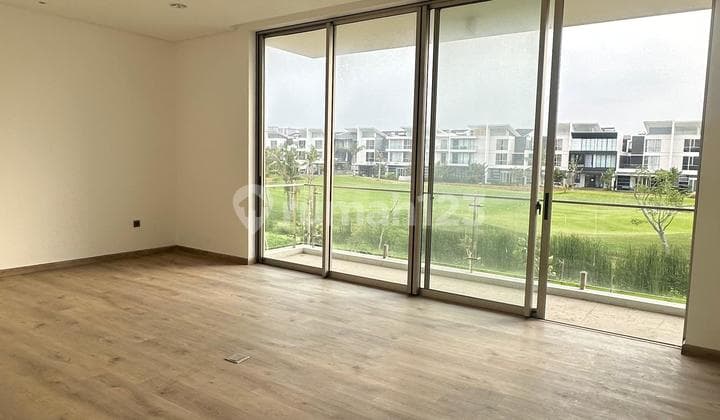 Di Sewakan Rumah Mewah Golf Island Ada Lift Rumah View Lapangan Golf Cakep Posisi Bagus 5 Kamar Minimal 2 Tahun Cluster Mozzart Signature