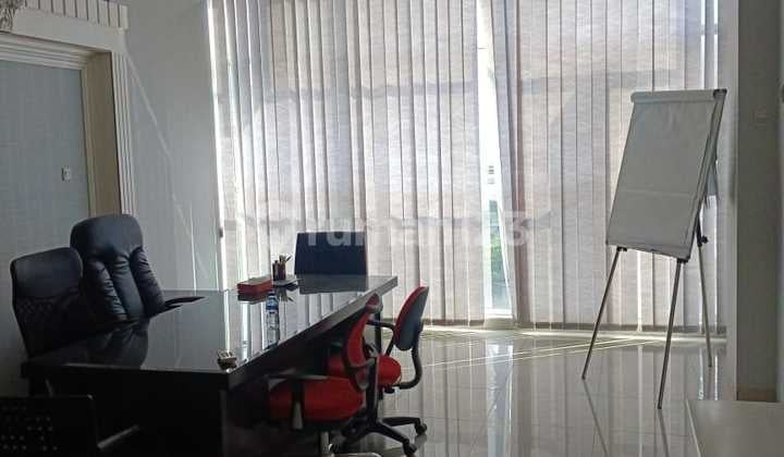 Di Sewakan Segera Ruko Green Ville Termurah Posisi Ramai Di Jalan Besar Bebas Banjir Semi Furnished 133.0 M² 3,5 Lantai