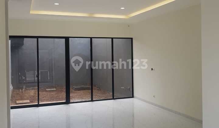 Di Jual Cepat Termurah Rumah Suvarna Sutera Jual Cepat Rumah Rapi Siap Pakai Butuh Segera Laku Tipe 8 X 20 Shm Sudah Shm Komplek Favorite