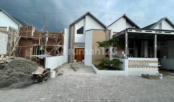 Rumah Pesan Bangun Dekat Smp Insan Cendekia Baki Sukoharjo