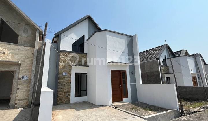 RUMAH PESAN BANGUN MURAH DEKAT KANTOR BUPATI SUKOHARJO RUMAH TIMUR TORIYO BENDOSARI