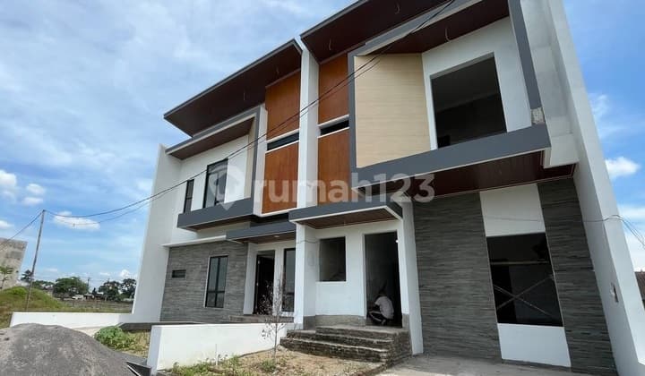 RUMAH SIAP HUNI LOKASI DEKAT GENTAN RAYA, BAKI, SUKOHARJO