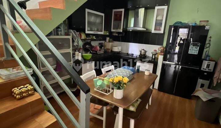 Jual Rumah Siap Pakai, Full Furnished di Komplek Royal Grande