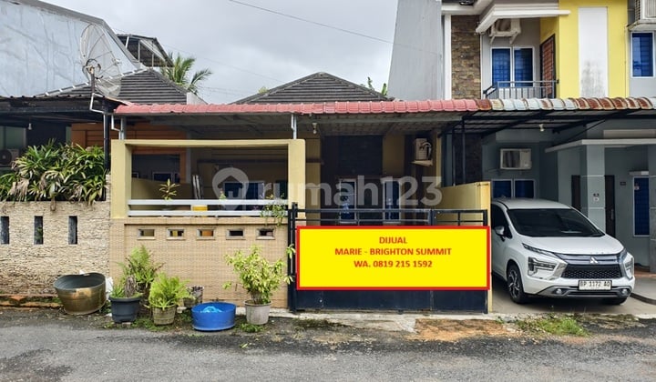 Selling Nagoya Point House, Move-In Ready, Super Strategic Location in Batam Business Center. Selling Nagoya Point House, Move-In Ready, Super Strategic Location in Batam Business Center.