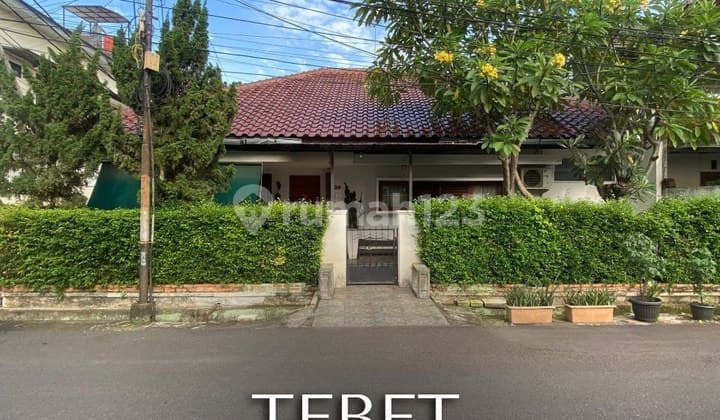 Rumah Siap Huni Akses 3 Mobil Lingkungan Tenang Selangkah ke Mt Haryono dan Soepomo