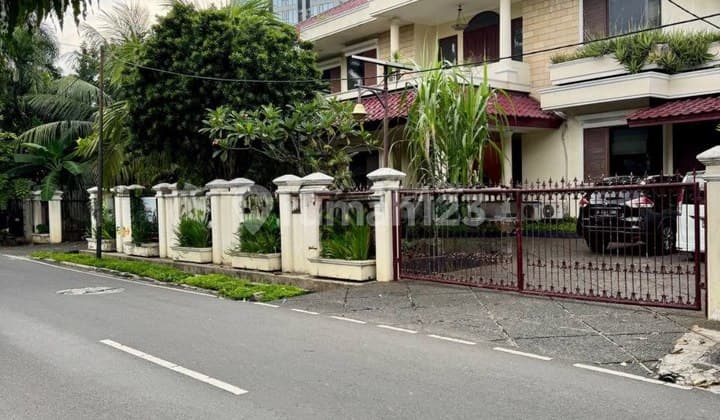 Dijual Rumah Classic Second di Cilandak SHM