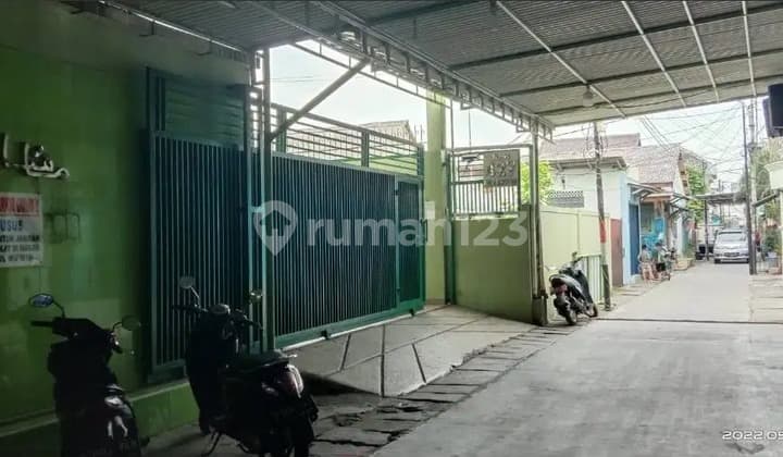 Rumah Di Kemayoran 2,5 Lantai Cocok Untuk Usaha
