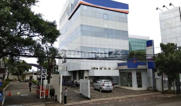 Office Building Ex Bank 5 Lantai di Mampang Prapatan Raya