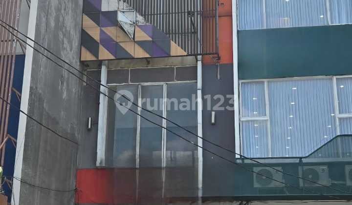Disewakan Ruko 4 Lantai di Rawamangun Jakarta Timur