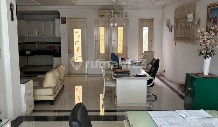 Disewakan 2 Unit Ruko Gandeng Di Dekat Buaran Jakarta Timur