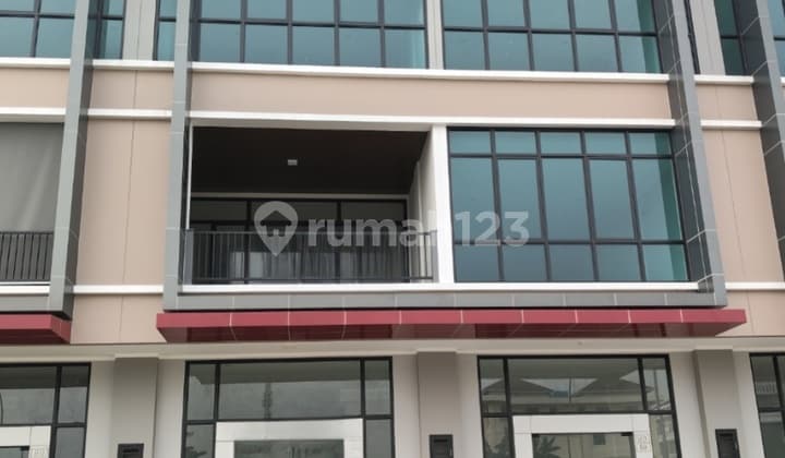 Available for Rent: Ready-to-Use Shophouse at Crystal Sumarecon Bekasi
