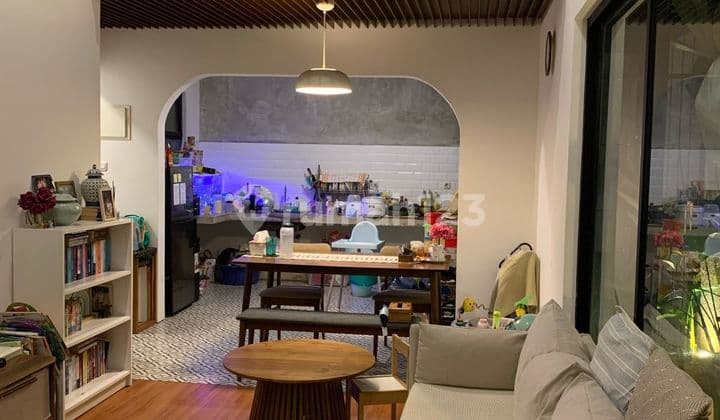 Rumah bagus 2 lt modern Industrial minimalis dekat Lotte Mart Bintaro