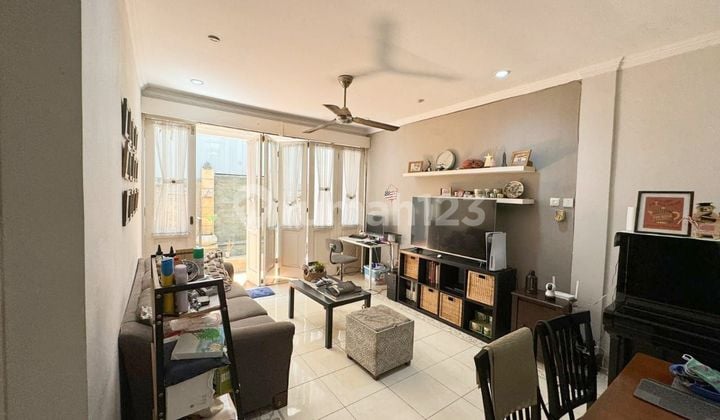 Rumah 2 lt siap huni kokoh lokasi strategis di Kavling Deplu Cipulir