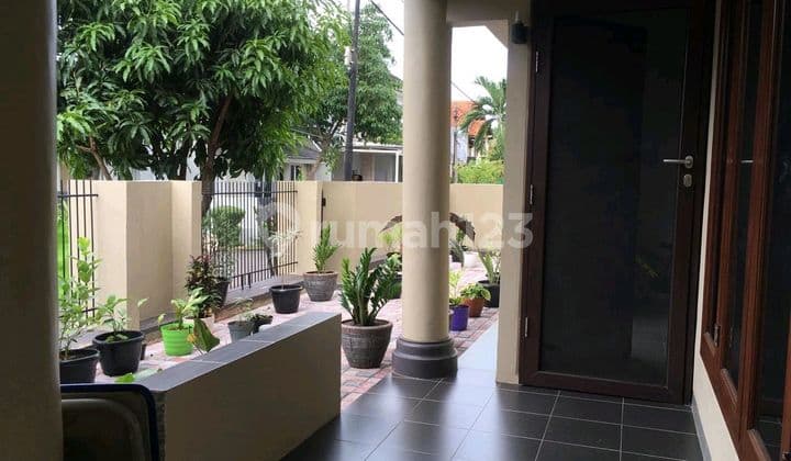 Rumah Hoek Siap Huni Bangunan 1,5 Lt Di Bintaro Sektor 9