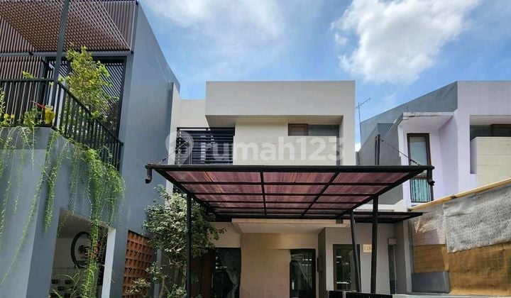 Rumah Bagus Siap Huni Bangunan 2 LT Eminent BSD