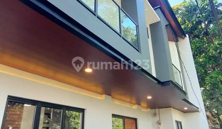 Nice 2-Story House Ready to Occupy in Sector 1.4 Griya Loka