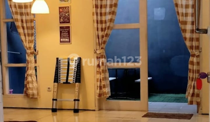 Rumah Cantik Siap Huni Terawat Lokasi Strategis di Sektor9
