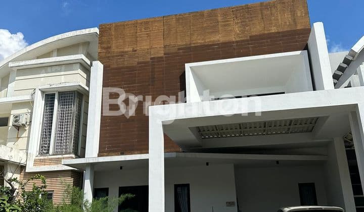 RUMAH DI ROYAL RESIDENCE BUCKINGHAM