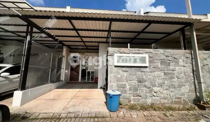 RUMAH DI DE CASA BANGUNAN BARU