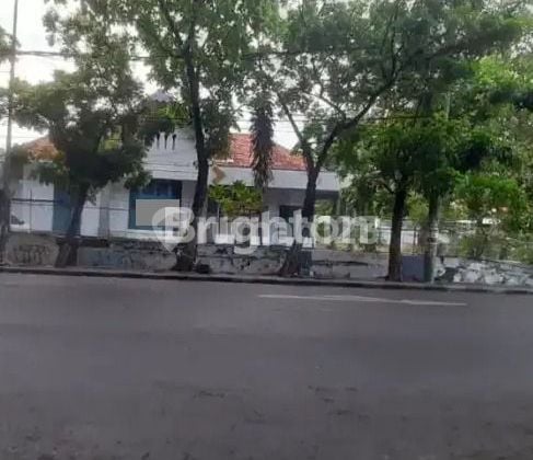 BUSINESS HOUSE ON RAYA ARJUNA KEDUNGDORO