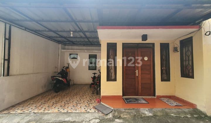 Rumah 11 Menit ke Depok Town Square Siap Huni Dibantu KPR J-39826