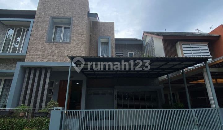 Rumah Luas 11 Menit ke Terminal Kampung Rambutan Hadap Selatan J40459