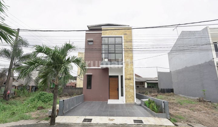 Rumah SHM 14 Menit ke Plaza Metropolitan Siap Huni Dibantu KPR J-38169