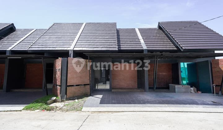 Rumah Siap Huni 10 Menit ke Rs Taman Harapan Baru Dibantu KPR J41935