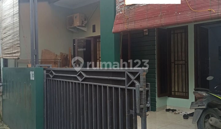 Rumah 8 Menit ke Mall Pesona Square SHM Siap Huni Dibantu KPR J-42539