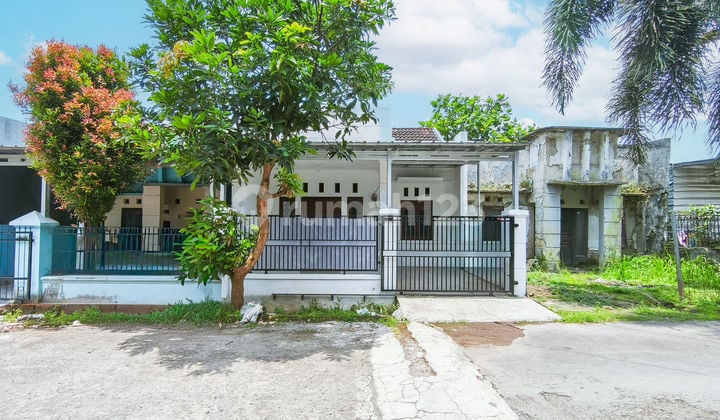 Rumah Hadap Timur Dekat Hermina Hospital Mekarsari Dibantu KPR J-44642