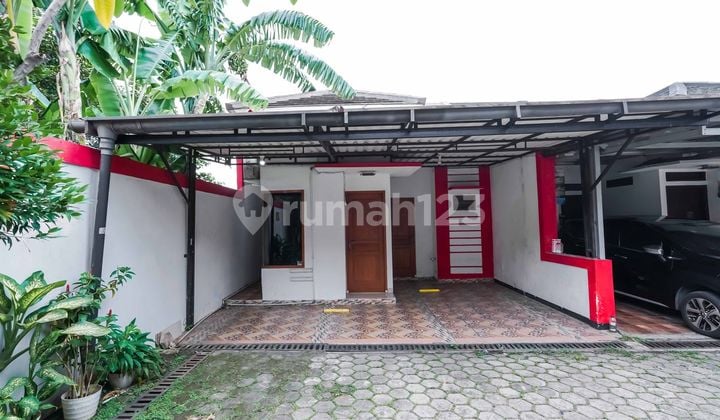 Rumah SHM Terawat 7 Menit ke Stasiun MRT Haji Nawi Dibantu KPR J35907