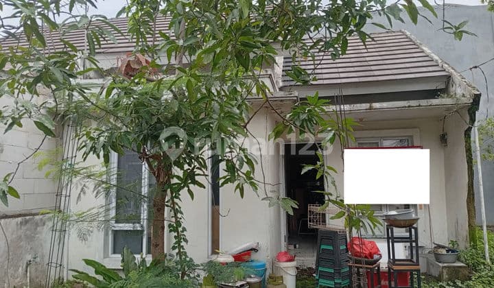 Rumah Terawat Asri di Bekasi Akses Dekat Stasiun LT 100 Siap Huni J40259