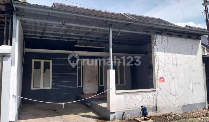 Rumah, di Tasikmadu,Butuh Cepat Terima SHM