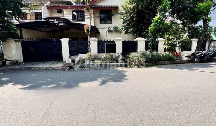 Dijual Rumah Secondary Posisi Hook Dalam Komplek Di Pondok Kopi, Jakarta Timur