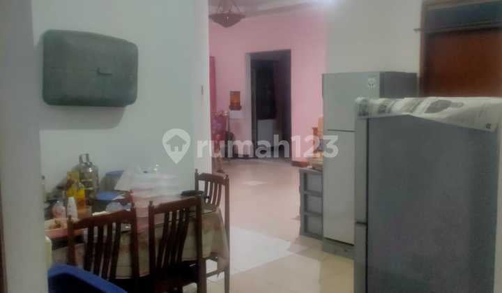 Rumah Strategis di Pusat Kota Bandung Dekat Alun Alun