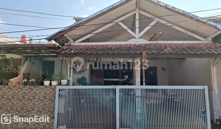 Rumah Kost Aktif Siap Huni di Komplek Kembar Pusat Kota