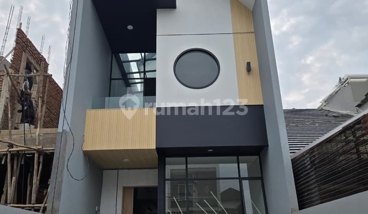 Rumah Cantik Siap Huni Di Mekar Wangi Dekat Tol Mohamad Toha