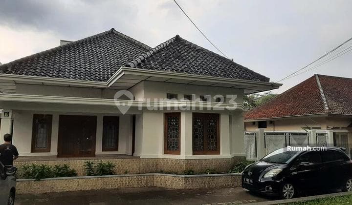 Heritage House in Sayap Dago Suitable for Office or Cafe