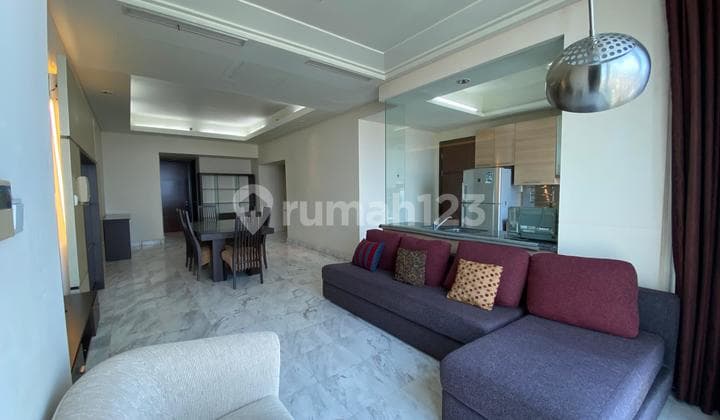 Disewakan Luxury Apartment The Peak Sudirman Jakarta Selatan Private Lift Very Good Condition Furnished 3 Bedrooms
