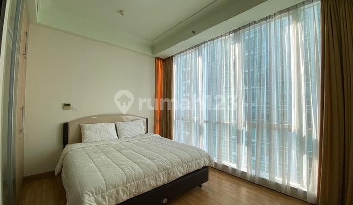 Affordable Luxury Apartment for Rent at The Peak Sudirman, South Jakarta, Private Elevator, Excellent Condition, Fully Furnished, 2 Bedrooms