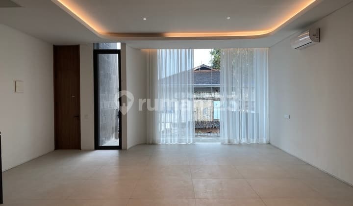 Dijual Cluster Mewah dengan Fasad Unik Tempatnya Strategis