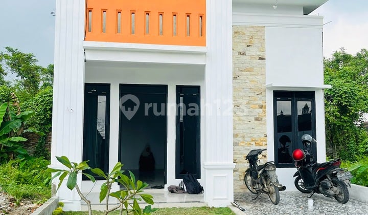 Rumah Model Bali Dekat Manhattan Mall SHM