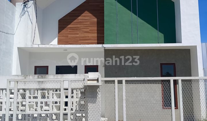 Dijual Rumah Siap Huni Dekat Pajak Melati