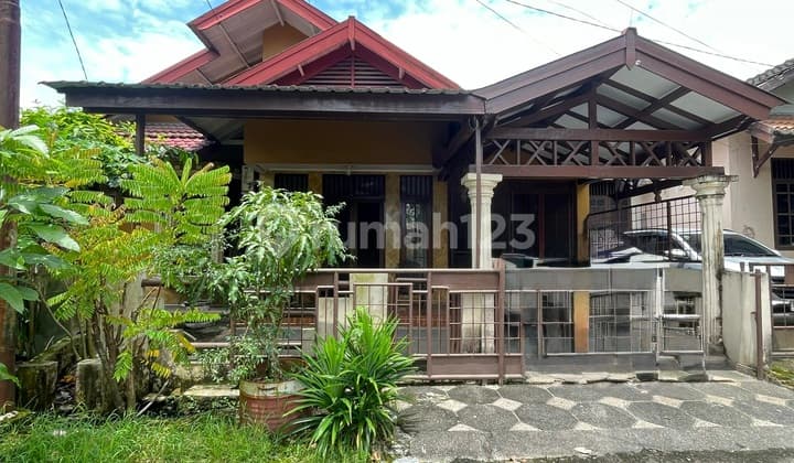 Rumah Luas Dalam Komplek Tpi Ringroad SHM