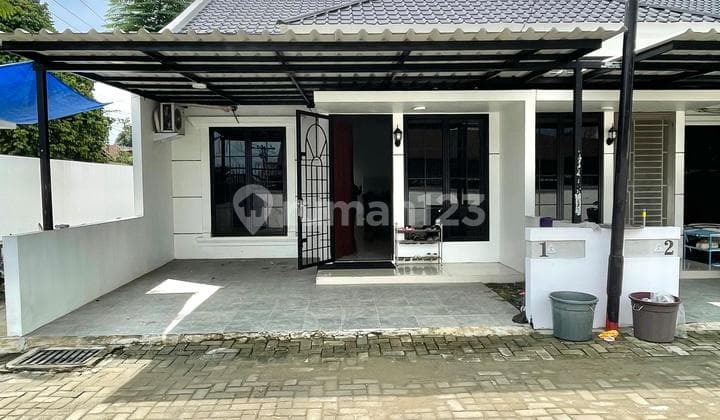 Dijual Rumah Siap Huni Dalam Komplek Medan Johor SHM