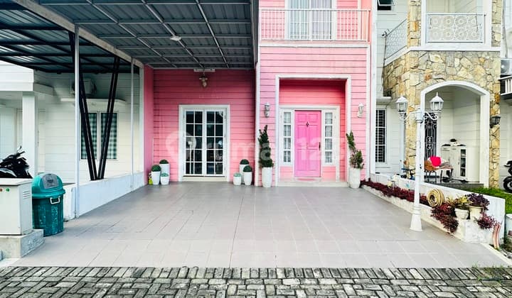 Rumah Cantik Dalam Komplek Tasri SHM