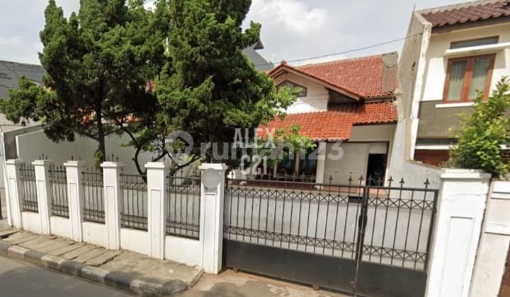 Dijual Rumah Tebet Bu Hitung Tanah Saja, Jak Sel