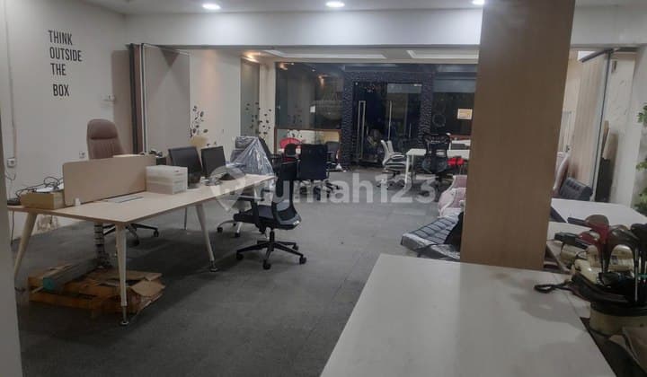 For Rent Commercial Shop Space Pondok Indah 250 Meters